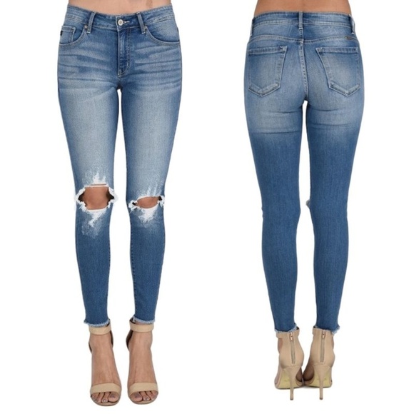 NWT KanCan Jeans Morgan-Savina Double Ripped Knee - Picture 1 of 5